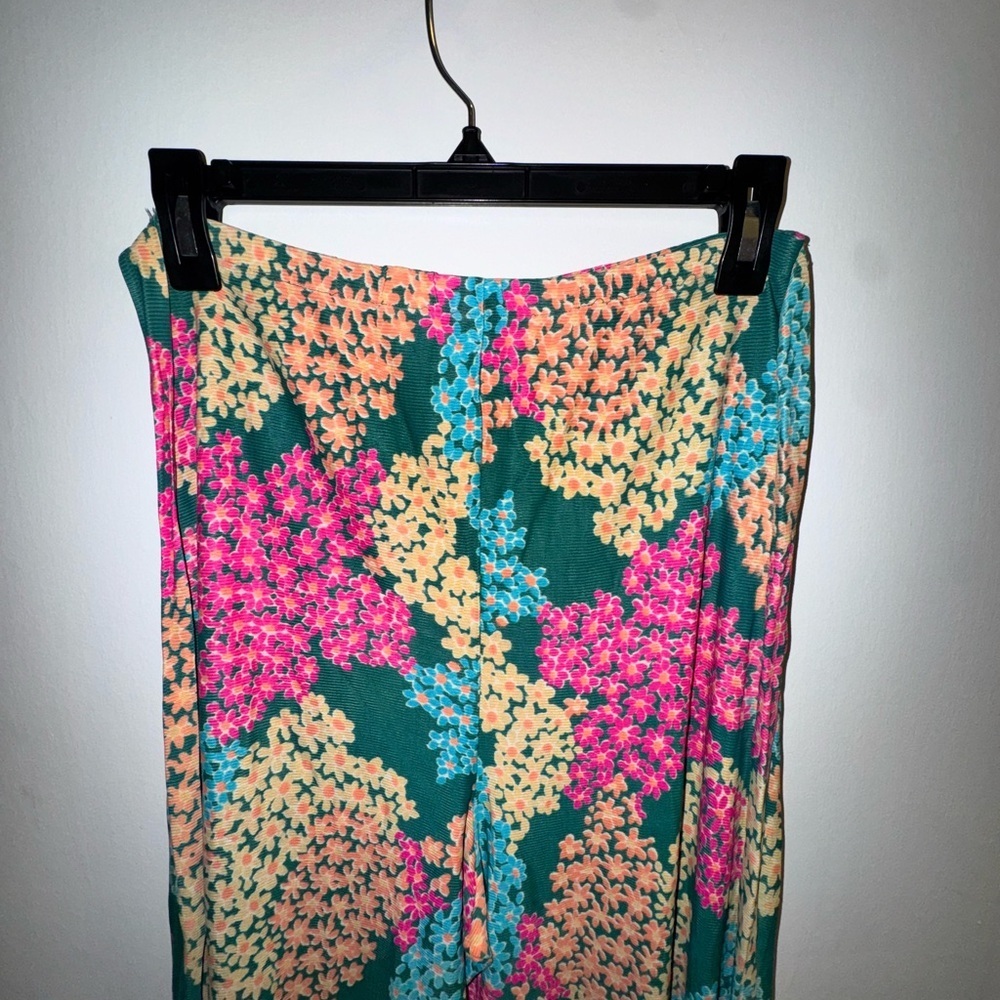 True Vintage Made in USA 1970s Floral Wide-Leg Flare Pants - Picture 2 of 10